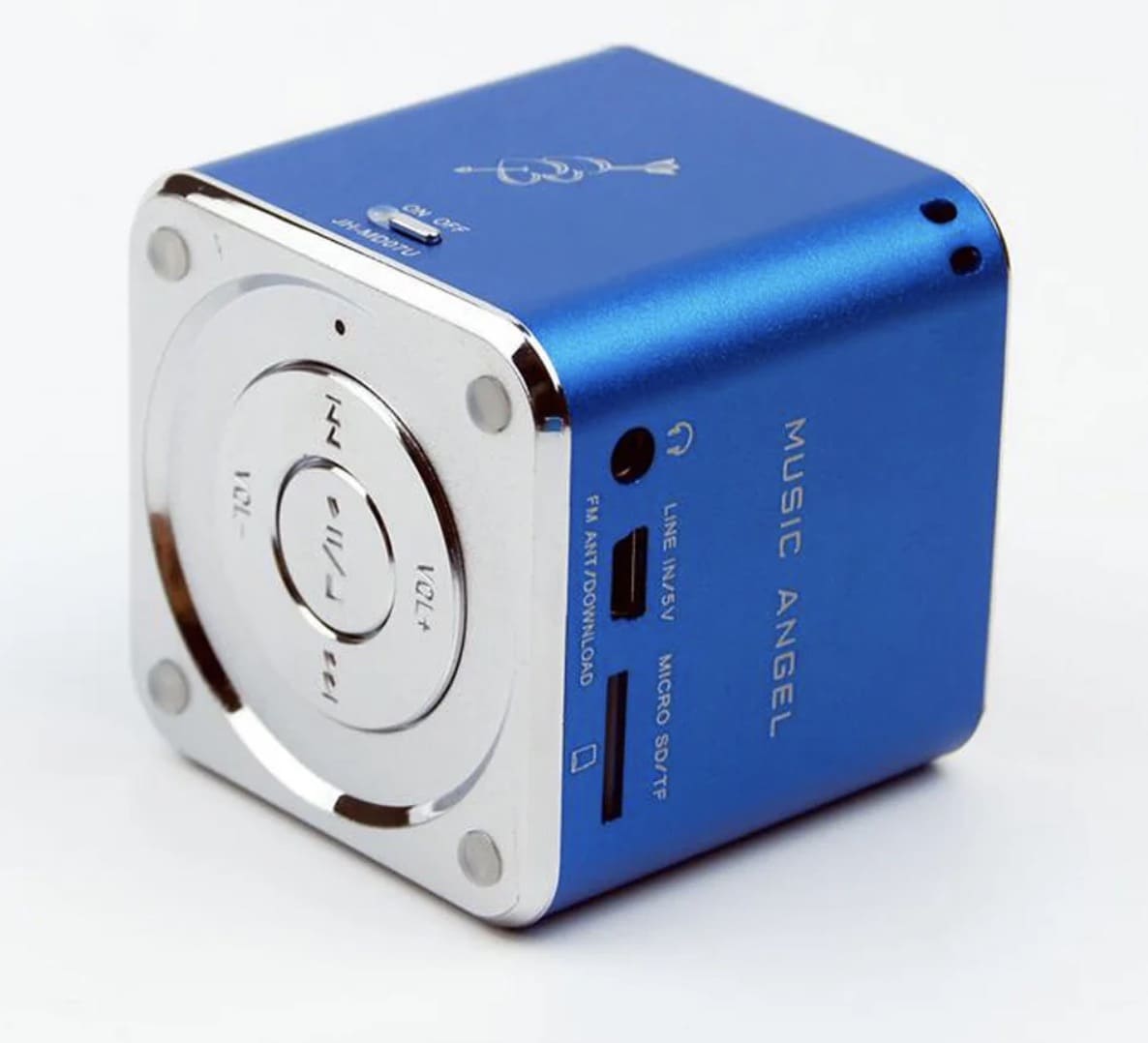 звучник со bluetooth кој може да се носи во џеб за патување