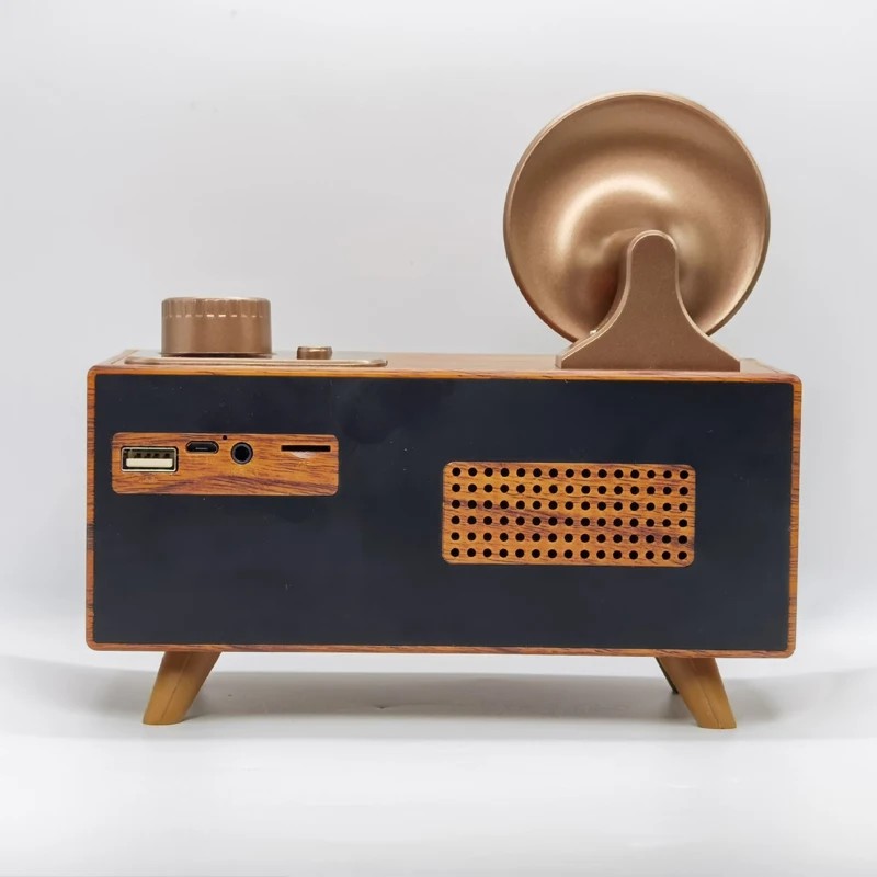 старо радио мини мал дрвен ретро винтиџ стилски дизајн
